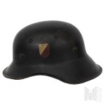 20th Century/Poland/Germany: Gladiator-Type Helmet (Luftschutz) – Polish Paint Scheme