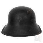 20th Century/Poland/Germany: Gladiator-Type Helmet (Luftschutz) – Polish Paint Scheme