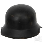 20th Century/Poland/Germany: Gladiator-Type Helmet (Luftschutz) – Polish Paint Scheme