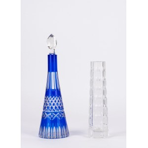 Flasche und Vase aus böhmischem Kristall