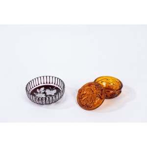 Lot consisting of a box with a lid and a glass bowl, first half of the 20th century