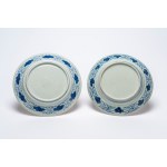 Pair of Imari plates, Japan, Meiji period, 19th century
