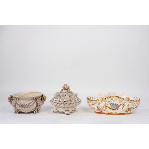 Lot consisting of three polychrome ceramic vases