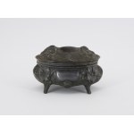 Art Nouveau box with a floral motif
