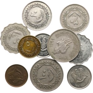 Libia, Repubblica Araba 1969-. - 5, 10, 20 dirham AH1395 /1975/ (due esemplari ciascuno), 50 dirham AH1395 /1975/, AH 1399 /1979/, 100 dirham AH 1395 /1975/, 100 dirham AH 1399 /1979/, KM‑13 a KM‑17, KM‑23, per un totale di 10   pezzi