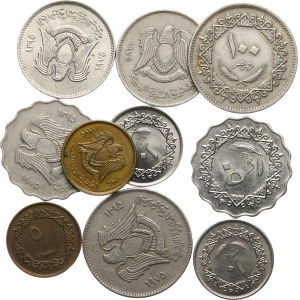 Libia, Repubblica Araba 1969-. - 5, 10, 20 dirham AH1395 /1975/ (due esemplari ciascuno), 50 dirham AH1395 /1975/, AH 1399 /1979/, 100 dirham AH 1395 /1975/, 100 dirham AH 1399 /1979/, KM‑13 a KM‑17, KM‑23, per un totale di 10   pezzi