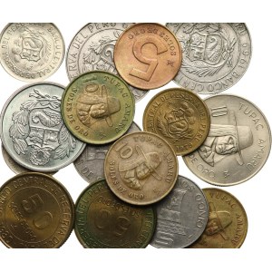Perù. - 5 pp. 1969 (2 volte), 1977 (2 volte), 1978, 1979, 10 pp. 1969 (2 volte), 1972, 1978, 1979 (2 volte), 50 s. 1980 (2 volte), 100 s. 1980, per un totale di 15 pezzi