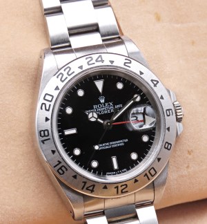 Watches - ROLEX - Explorer II - Referenza 16570. Seriale T6X...