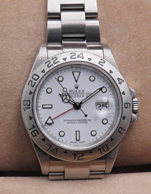 Watches - ROLEX - Explorer II - Referenza 16570. Seriale F9X...