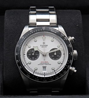 Watches - TUDOR - Black Bay Chrono - Referenza 79360N. Seria...