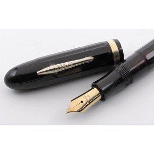 Collectible Pens - CONKLIN - Fountain Pen - Toledo. Faceted....