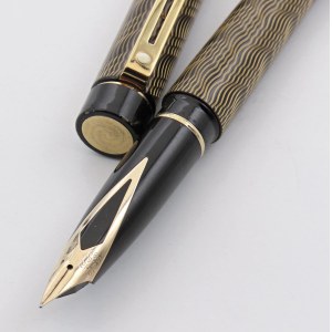 Collectible Pens - SHEAFFER - Fountain Pen - Model Targa, 676S. ...