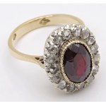 Jewelry - Yellow gold ring with diamond roses and garnets...