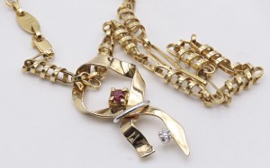 Jewellery - Girocollo in oro giallo con brillante e rubino. g...