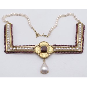 Jewelry - Yellow gold choker with beads, garnets, and a pearl ...