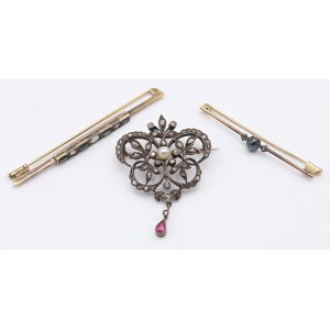 Schmuck – Set aus drei antiken Broschen mit Steinen in verschiedenen Formen...