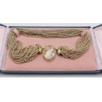 Jewelry - Torchon made of strands of beads with a clasp...