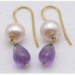 Jewelry - Yellow gold earrings with freshwater pearls and amethysts...