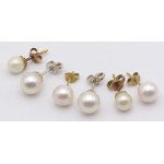 Jewelry - Set consisting of three pairs of gold earrings...