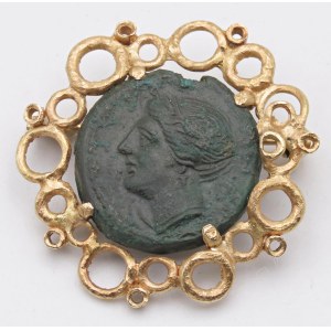 Jewellery - Spilla in oro giallo anni '70 con moneta greca ant...