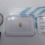 NATURALNY DIAMENT KOLOROWY 0.39 CT WYSOKA CZYSTOŚĆ: VVS2 | SZLIF: OWALNY MODYFIKOWANY Oficjalna wycena brutto rzeczoznawcy: 5 633,40 USD 21 400,44 PLN brutto