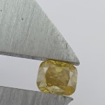 NATURAL COLORED DIAMOND 0.19 CT | CLARITY: P1 | CUT: CUSHION Official appraiser’s valuation: 1,304 USD (4,993.00 PLN gross—based on the exchange rate as of September 23)