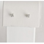 18-karat gold earrings with natural diamonds totaling 0.18 carats