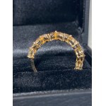 Exkluzivní prsten ze žlutého zlata s 11 přírodními diamanty (0,95 ct)