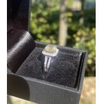 Bague en or sertie de diamants de 2,33 carats (diamant central de 2,01 carats) certifiée IGI