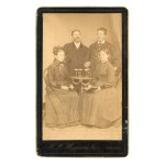 Bochnia, Mielec, two couples with beer mugs, photo by Bronisław Ludwik Wyspiański (147)