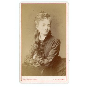 Warsaw, portrait of a young woman, photo by J. Mieczkowski, 1874 (160)