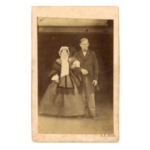 Bielsko, portrait of a couple, photo by A. F. Thiel, 1860s (204)