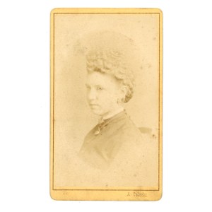 Bielsko, portrét ženy, foto: A. Całecki, 60./70. léta. Rarita (207)