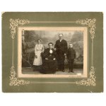 Zawiercie, family portrait, photo by I. Męcik. Large format (293)