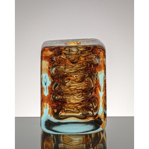 Whirlpool Vase, designed by F. Vizner, Skrdlovice, Czechoslovakia, 1968