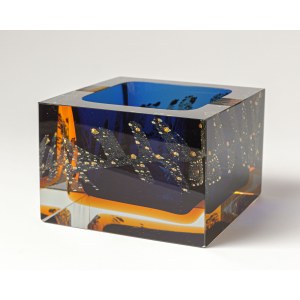 Ashtray or trinket box, P. Hlava, Exbor—Nový Bor, Czechoslovakia, 1960s.