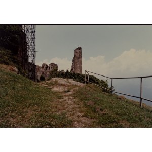 Luigi Ghirri, Luigi Ghirri (1943 - 1992) - Sacra di San Michele, extrait de la série « Paesaggio Italiano », 1990