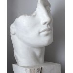 Igor Mitoraj (1944–2014), Weißer Traum, 2002 (Sonno bianco)