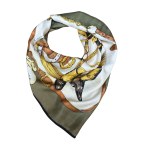 Le Fiacre Green-and-Cream Scarf in the Hermès Style