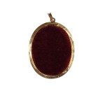 Gold medallion pendant with a miniature (18k)