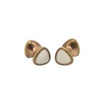 Triangular cufflinks with a white center