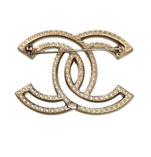 Pozłacana broszka, model logo CC, Chanel