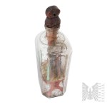 [NAIVE ART/INFLANTY] - Poland/Courland - 18th/19th century - Scene of the Crucifixion in a Bottle (The Passion of Christ, Golgotha, Folk Art, Wood, Devotional Objects, Religious Art, Monastic Art (?), Lielvārde)