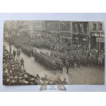 查看相似的