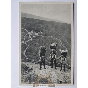 The Karkonosze Mountains, Riesengebirge, porters, ca. 1930