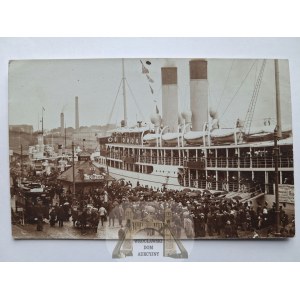 Szczecin, Stettin, passenger terminal, photo by Max Dreblow, ca. 1920