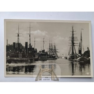 Kołobrzeg, Kolberg, port, photograph, ca. 1935