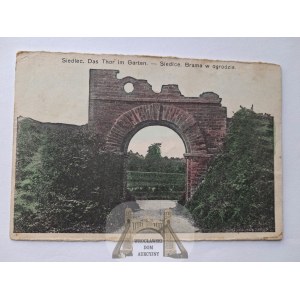Siedlce, brama w ogrodzie 1916