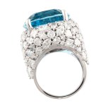 Ring with aquamarine and diamonds, contemporary
