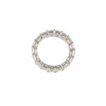 Prsten typu „eternity“ s diamanty, moderní